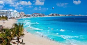 Punta Cana e Cancun estão entre os destinos de praia mais procurados por brasileiros no exterior