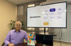 Carlos Prado lança livro emblemático no Festuris 2022