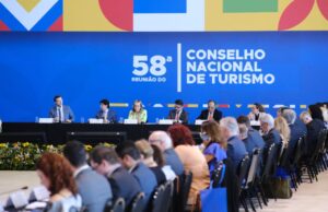ABEAR destaca desafios do setor aéreo em reunião do Conselho Nacional de Turismo