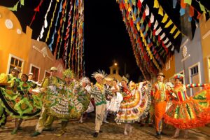 Festas de São João impulsionam turismo rodoviário