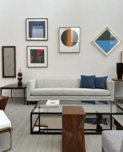 Loja de móveis na Alameda Gabriel transforma o showroom em galeria de arte
