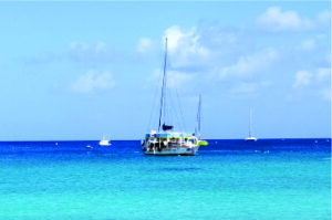 Ministro do Turismo de Barbados explica estratégia da sua gestão