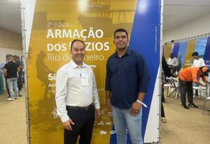 No Encontro Fluminense FBHA - Integração do Turismo Regional, Cristiano Marques, e Júnior Xuxu, secretários de Turismo de Búzios e Arraial do Cabo