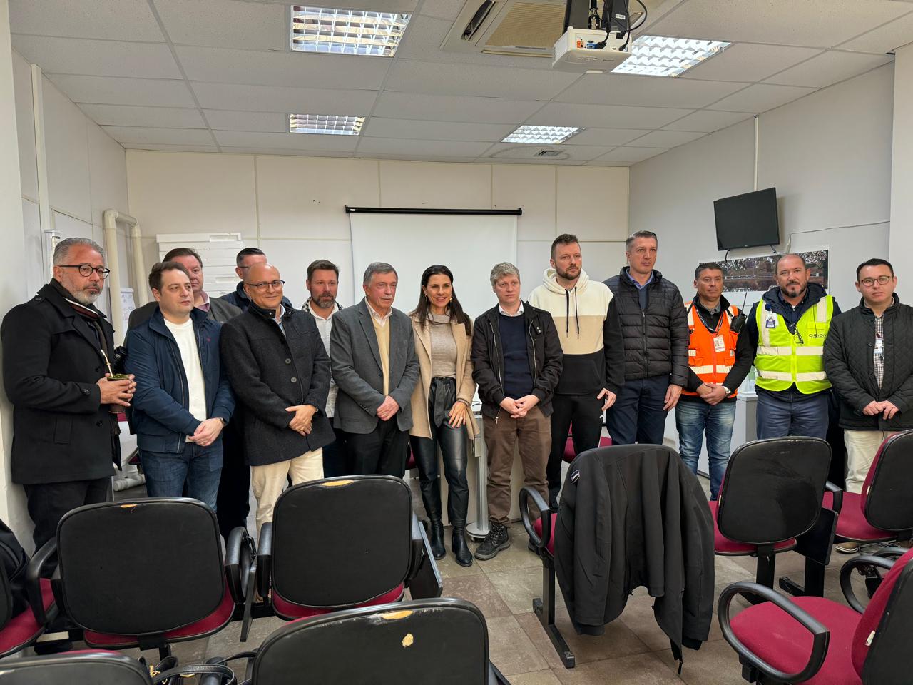 Reunião discute melhorias no Aeroporto de Caxias do Sul para atender parte da demanda de voos no RS