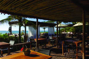 No melhor estilo pé na areia, Pousada Estrela D’Água há 25 anos é referência de charme, conforto e rústica sofisticação em Trancoso