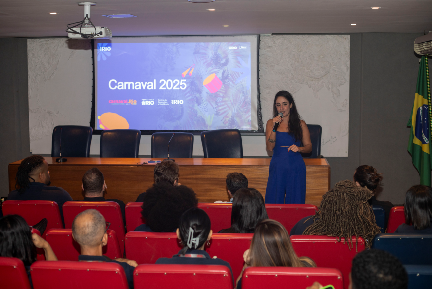 Esquenta de Carnaval equipes de atendimento a turistas passam por treinamento especial