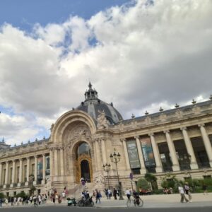 Um turismo menos ganancioso
