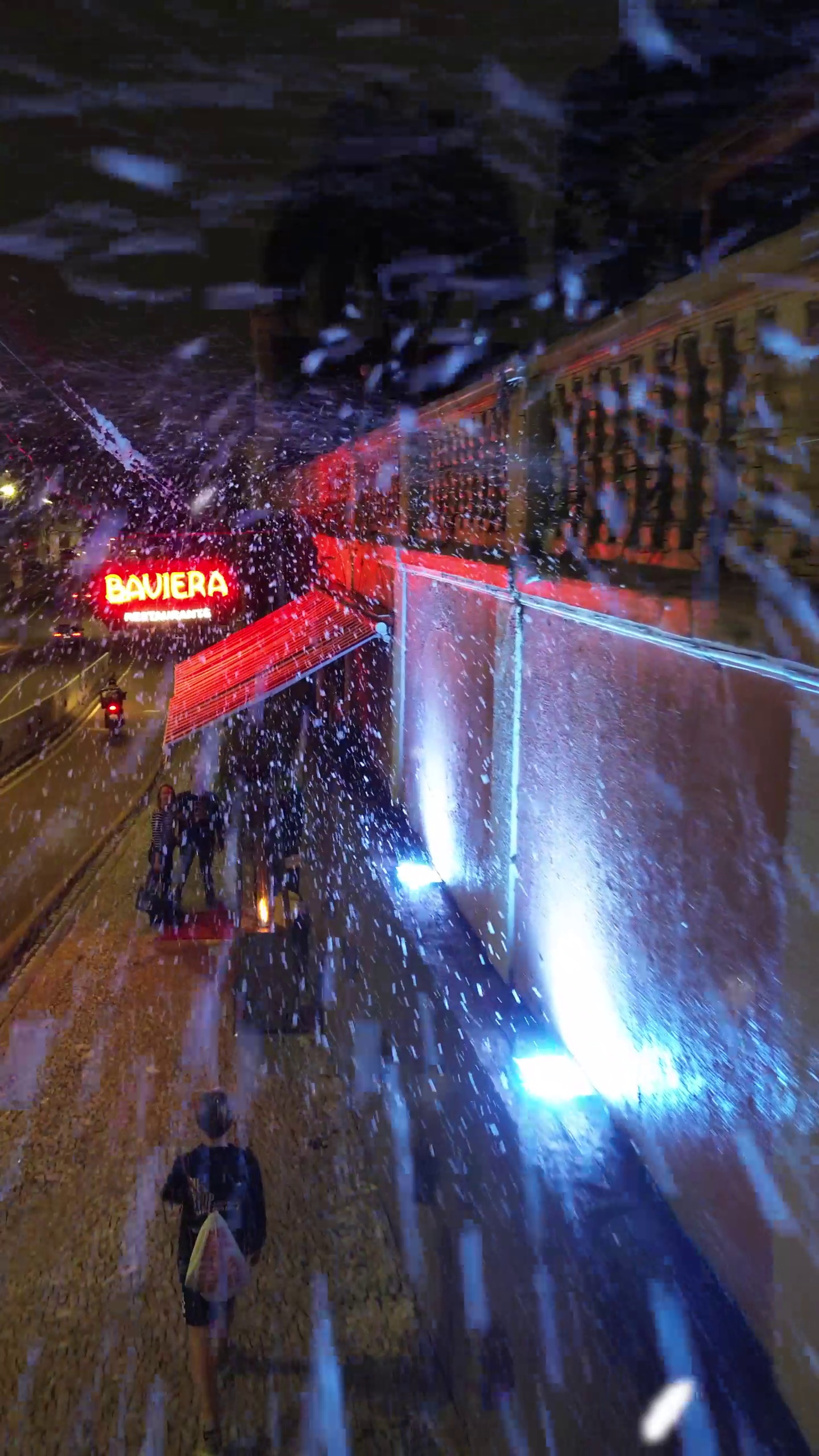 A esquina que neva um palacete centenário, calor nos pratos e magia no centro de Curitiba