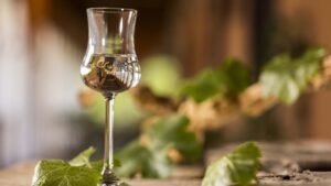 Descubra seis fatos interessantes sobre o pisco, a bebida icônica do Peru