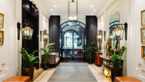 Destino de estrelas de Hollywood do século 20, Hôtel Lancaster celebra 100 anos de história