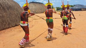 Novo roteiro de turismo sustentável na Terra Indígena do Xingu leva viajantes a um mergulho na cultura e saberes ancestrais dos povos originários