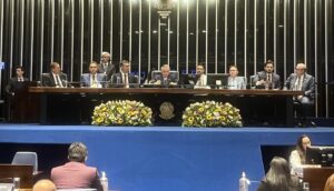 ABIH Nacional é homenageada no Senado Federal pelos seus 89 anos de contribuição à hotelaria brasileira, em sessão solene com mais de 200 participantes