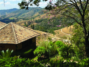 Serra Negra Restaurante Shangri-La celebra alta gastronomia franco-italiana e matrimônios