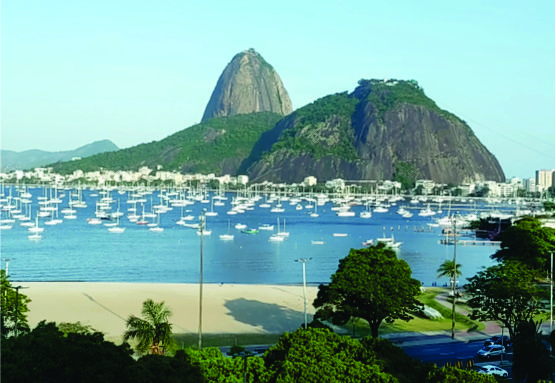 Turistas: vivendo mais a experiência dos países visitados