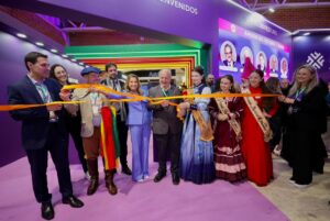 Festuris abre feira de negócios com bênção religiosa