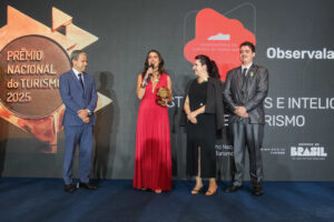 Observatório do Turismo de Minas Gerais conquista 1º lugar no Prêmio Nacional do Turismo 2025