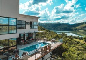 Booking com seleciona cinco destinos brasileiros que transformam viagens em boas fotos