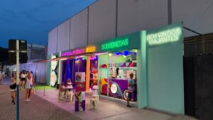 Carreta da Alegria inaugura primeiro ponto fixo e transforma diversão itinerante em experiência imersiva