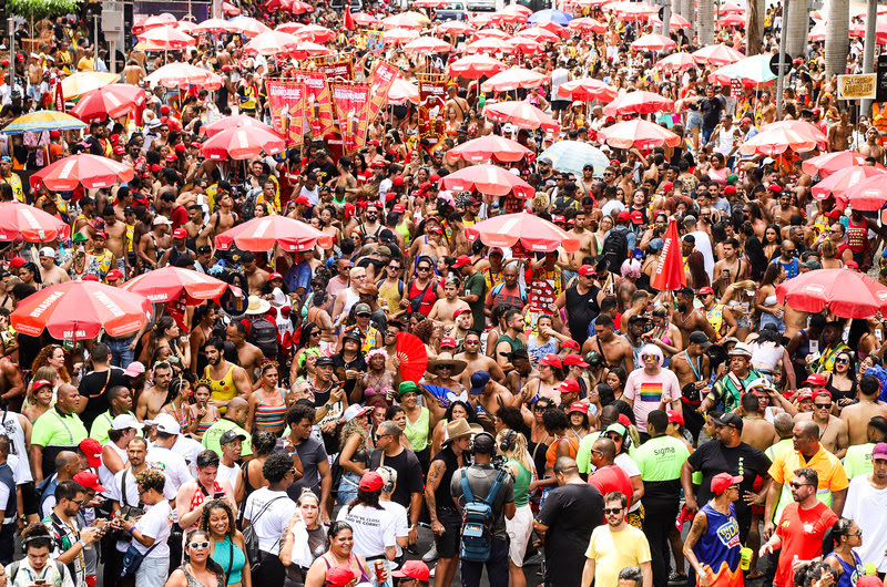 Brasil recebeu 300 mil turistas internacionais somente no período do Carnaval
