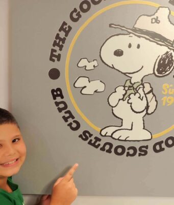 Théo criou e vivenciou aventuras próprias com Snoopy