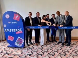 Amsterdã LATAM inaugura seu 9º destino na Europa com 95% de ocupação no primeiro voo