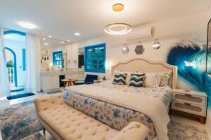 Com R$ 10 milhões investidos, Vila Grega Hotel chega a Campos do Jordão