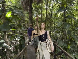 Mais de 2,6 milhões de turistas estrangeiros já escolheram o Brasil como destino em 2026