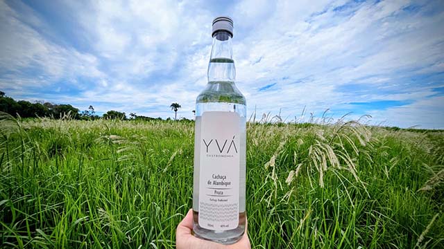 YVÁ Gastronomia lança cachaça autoral durante o Carna YVÁ YVÁ Gastronomia lança cachaça autoral durante o Carna YVÁ