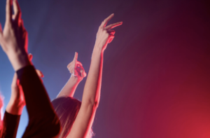 Setor de eventos impulsiona mercado de serviços com alta de até 45%