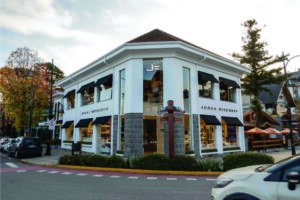 Bischoff Wine Bar une vinho, design e experiência na Serra Gaúcha