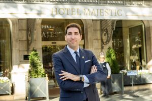 Luis Cobo celebra seis meses à frente do Majestic Barcelona unindo tradição, modernidade e foco no Brasil