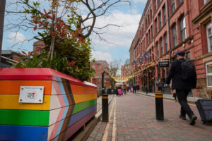 Mês do Orgulho destinos LGBTQIA+ e a temporada Pride 2026 conectam os Brasil e Reino Unido e inspiram viagens