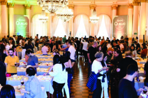 Mil queijos e três horas para degustar saiba como participar da experiência mais disputada da ExpoQueijo Brasil