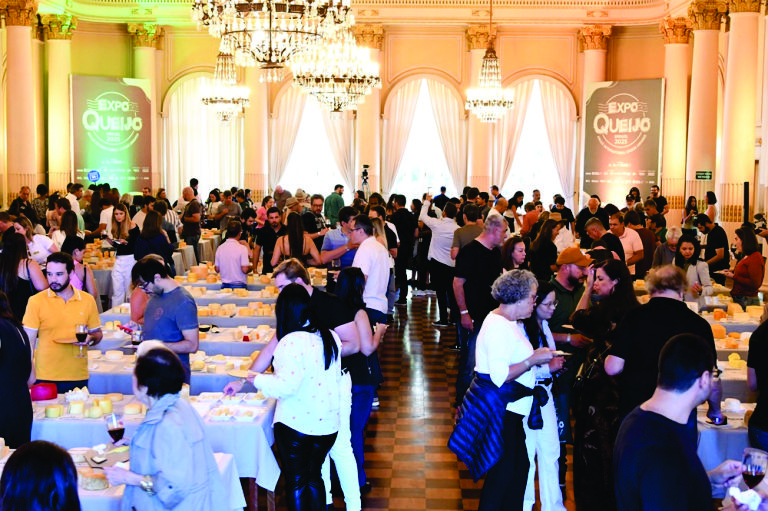 Mil queijos e três horas para degustar: saiba como participar da experiência mais disputada da ExpoQueijo Brasil Mil queijos e três horas para degustar saiba como participar da experiência mais disputada da ExpoQueijo Brasil
