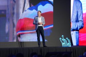 Nicolas Huss, da HBX Group, defende adaptação e colaboração como resposta à volatilidade no turismo