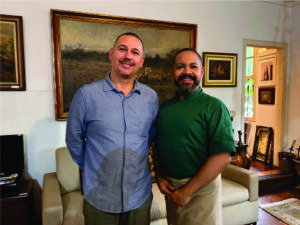 Personal chef Fabrizio Naturalli lança site em coquetel realizado em antiquário paulistano