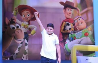 Théo mergulha na criação do Toy Story