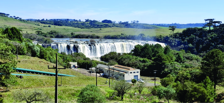 Serra Catarinense: um território de oportunidades, turismo e desenvolvimento Serra Catarinense um território de oportunidades, turismo e desenvolvimento