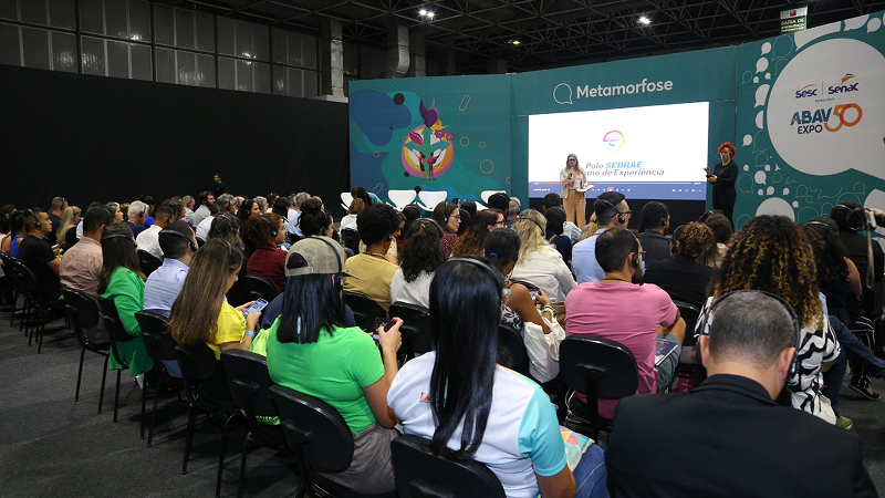 Programa Futuro Profissional abre portas para estudantes de turismo