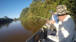 Destinos de pesca são opção de viagem no Dia dos Pais