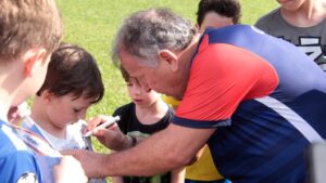 Escola de Futebol do Zico é atração em julho no Club Med no Rio de Janeiro e em São Paulo