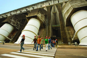 o diretor-geral brasileiro de Itaipu